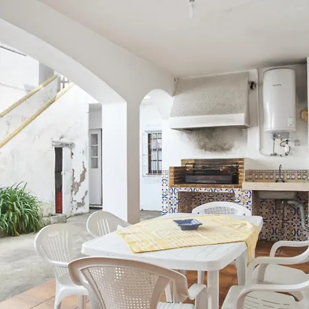 Captain Pisco's Palheiro - Great Location Ferienhaus *